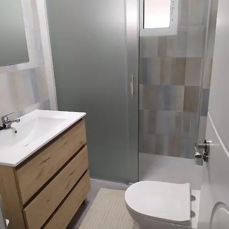 Precioso Piso 3 Dormitorios, Aire Acondicionado * Χέρεζ