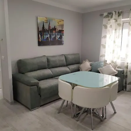 Apartment Precioso Piso 3 Dormitorios, Aire Acondicionado Ni 10 Minutos Feria A Pie Jerez de la Frontera